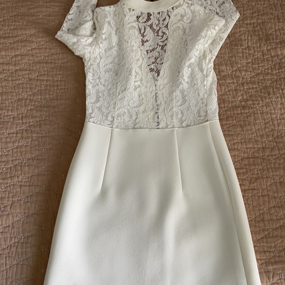 NEW BEAUTIFUL MUSTHAVE HIGHEND LOVERTHELABEL DRESS - Picture 4 of 4